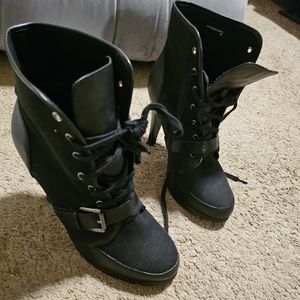 Winebrenner Aldo booties